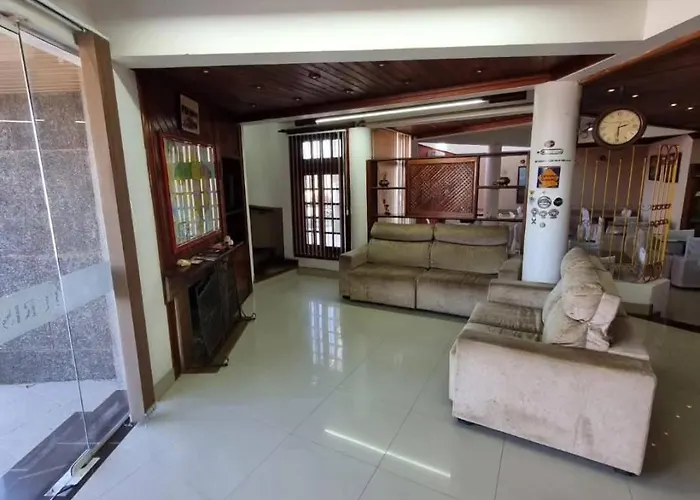 Turis Firper Hotel